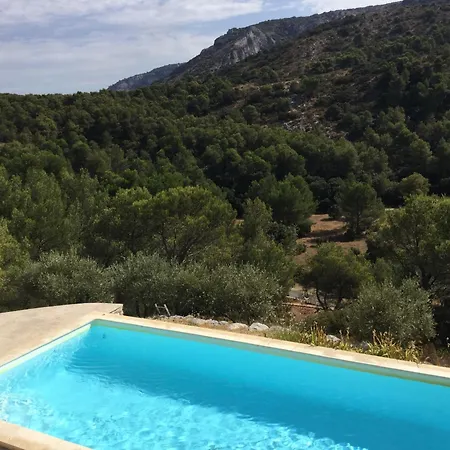 Nyaraló Pretty With Pool In Cavaillon, Beautiful View On The Luberon Mountains, 4 People. *