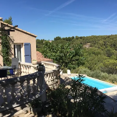 Nyaraló Pretty With Pool In Cavaillon, Beautiful View On The Luberon Mountains, 4 People. *